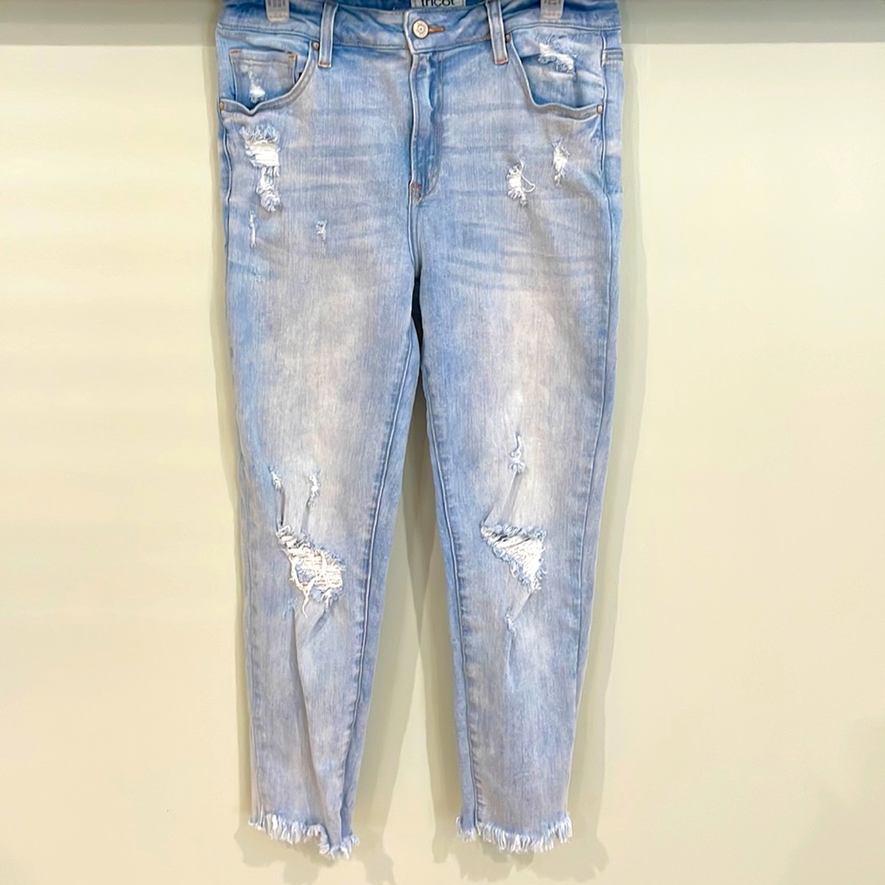 New Tricot High Rise Distressed Jeans. Size 13/30. Very Stretchy.